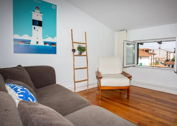La Marina Amplio Apartamento En Pleno Centro De Hondarribia