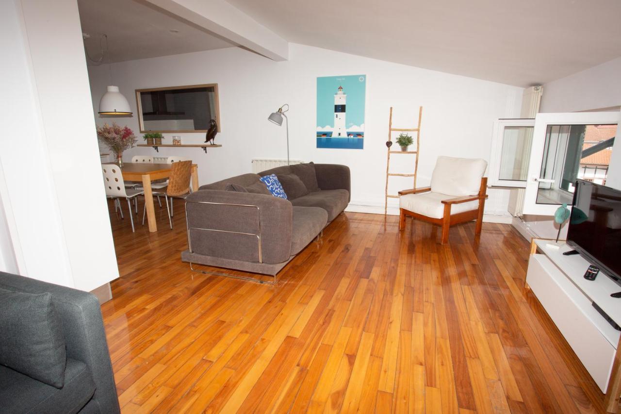 La Marina Amplio En Pleno Centro De Apartamento