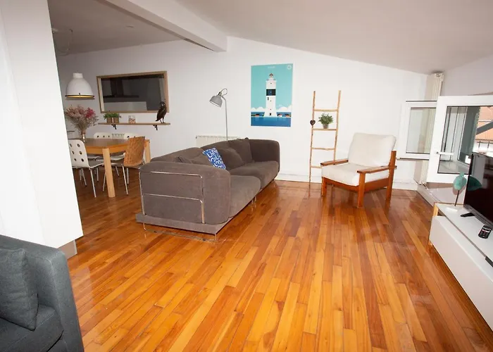 La Marina Amplio Apartamento En Pleno Centro De Hondarribia