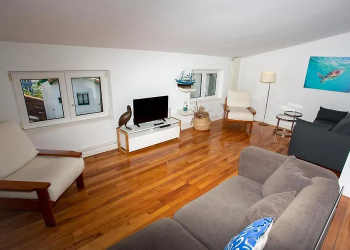 La Marina Amplio Apartamento En Pleno Centro De Hondarribia